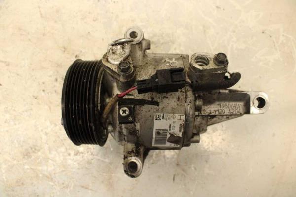 COMPRESSEUR DE CLIMATISATION RENAULT/DACIA/NISSAN - Vue 1